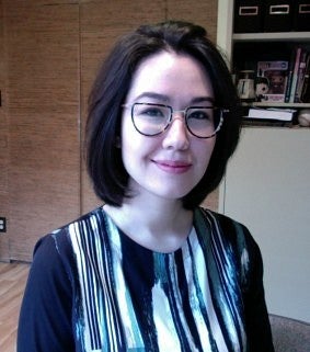 Head shot of Tara Fickle