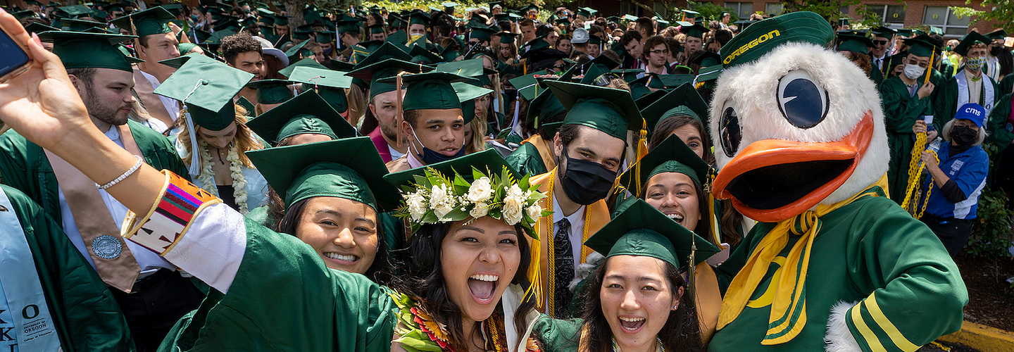 UO Ducks and graduates at commencement