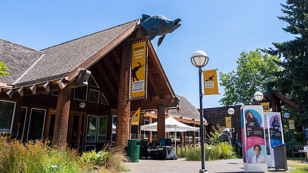 The University of Oregon Museum of Natural and Cultural History