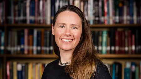 head shot of ellen eischen