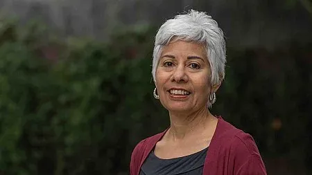 head shot of laura pulido