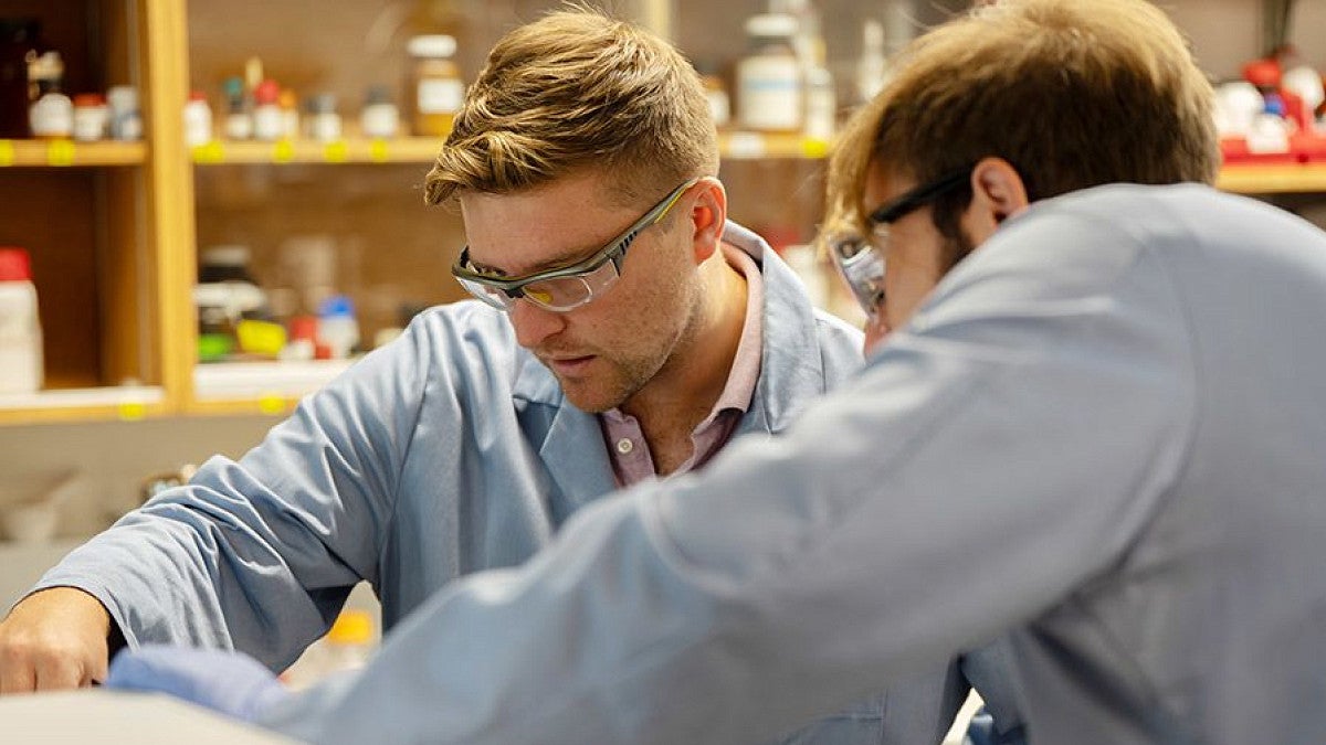 UO scientist Carl Brozek joins Nobel winner in Japan using the “molecular sponges” his lab creates.