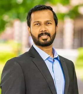 headshot of ram durairajan