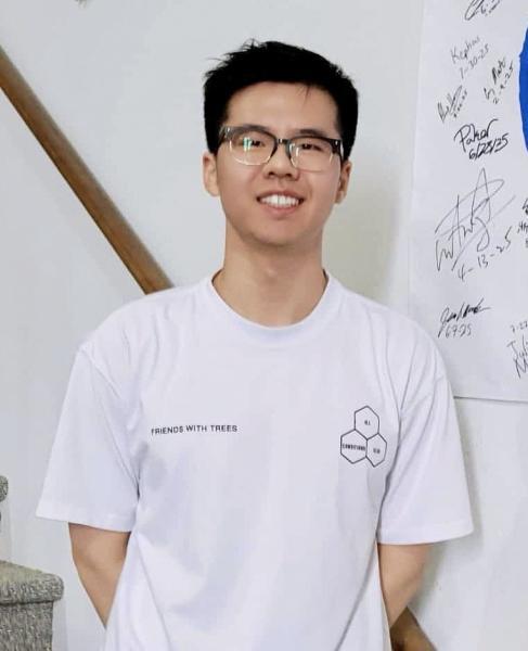 Portrait of Mike Shi