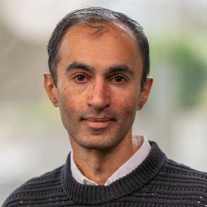 Portrait of Raghuveer Parthasarathy